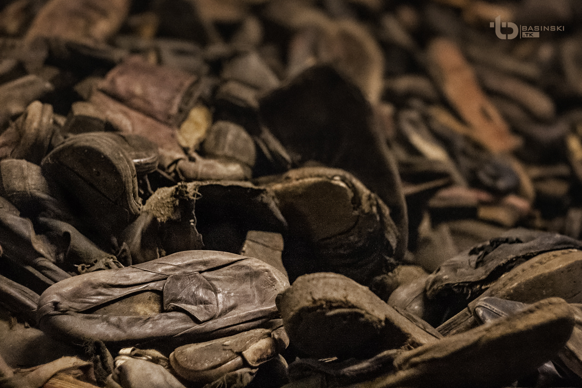 KL auschwitz - https://fotobasinski.tk