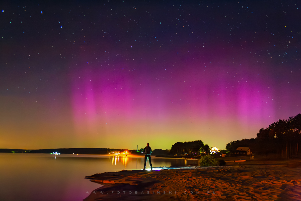 Zorza i perseidy widziane z polski - www.fotobasinski.com.pl